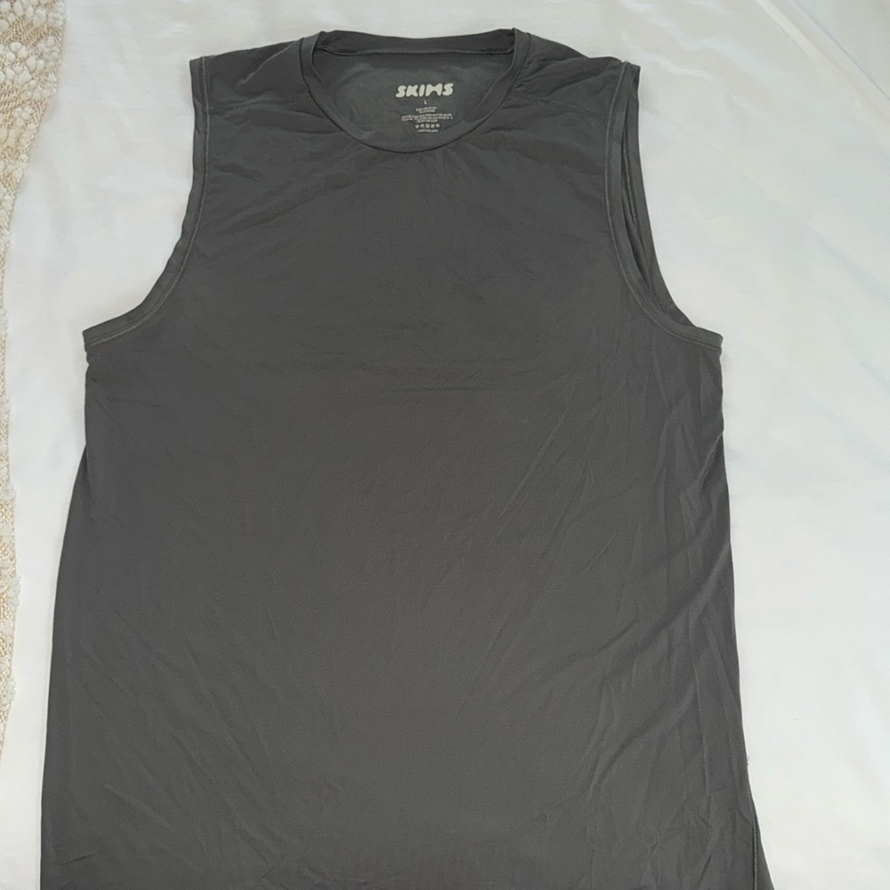SKIMS Sport Muscle Tank. Gun Metal color